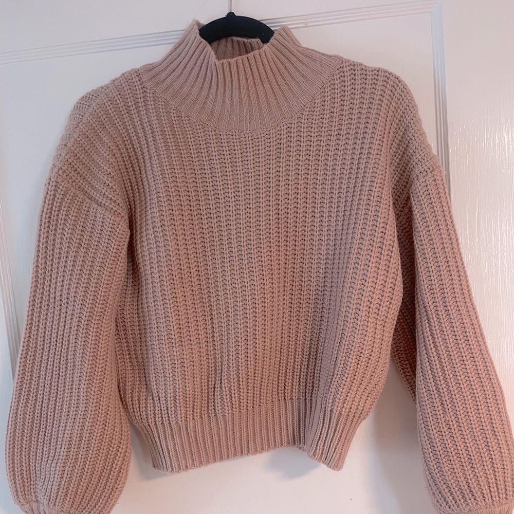 Crop top turtle neck sweater